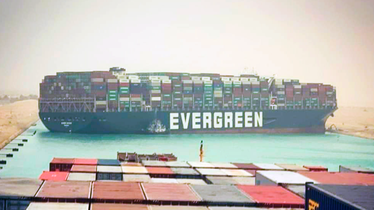 Ένα πλοίο απειλεί με έμφραγμα την παγκόσμια οικονομία