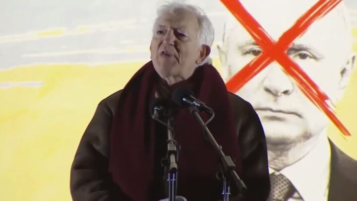 Γ. Καραμπελιάς: Ομιλία στην αντιπολεμική συγκέντρωση συμπαράστασης στον ουκρανικό λαό